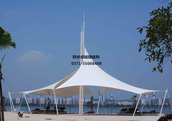 膜結(jié)構(gòu)地下車庫入口如何進(jìn)行保潔？